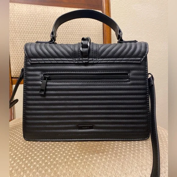 NWOT Aldo Black Quilted Handbag Crossbody Bag with Pom Pom Accessory - Picture 4 of 8